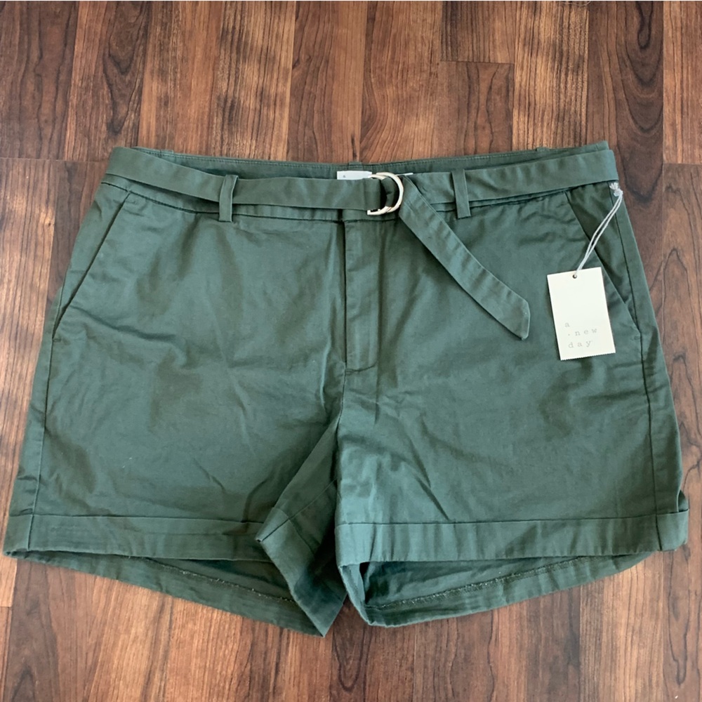 A NEW DAY Olive Green Shorts Chinos Size 14 High-Rise Belted 3-Inch Inseam - Picture 9 of 9